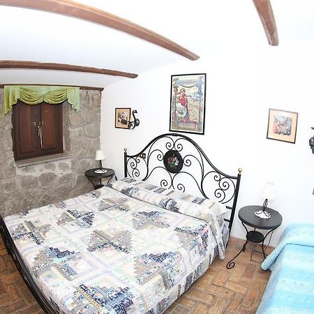 Agriturismo Monte Due Torri ジェンツァーノ・ディ・ローマ エクステリア 写真