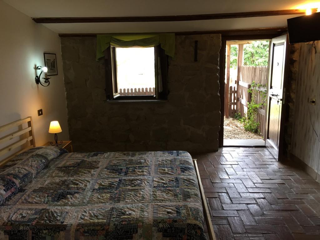 Agriturismo Monte Due Torri ジェンツァーノ・ディ・ローマ エクステリア 写真