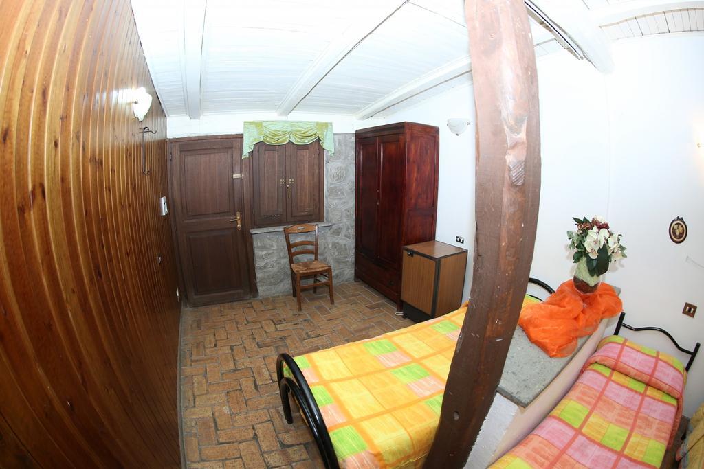 Agriturismo Monte Due Torri ジェンツァーノ・ディ・ローマ エクステリア 写真