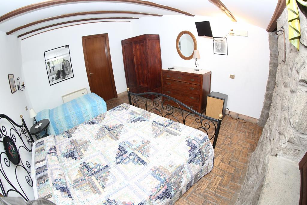Agriturismo Monte Due Torri ジェンツァーノ・ディ・ローマ エクステリア 写真
