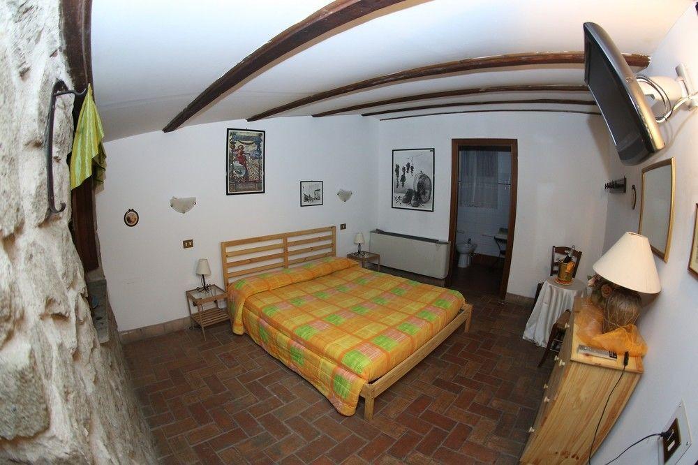 Agriturismo Monte Due Torri ジェンツァーノ・ディ・ローマ エクステリア 写真